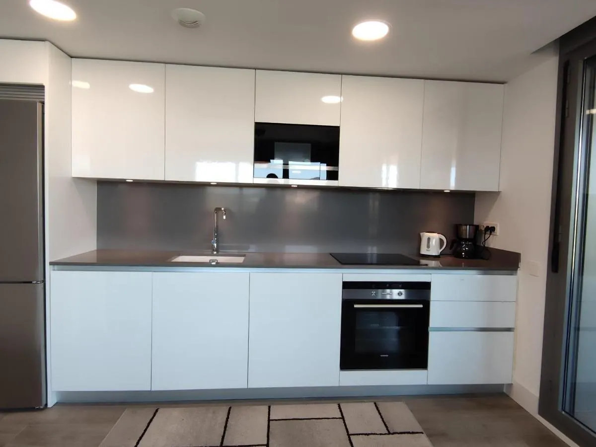 Apartamento De Lujo En Primera Linea Con Piscina En Platja D'Aro - Es-209-70 0*,