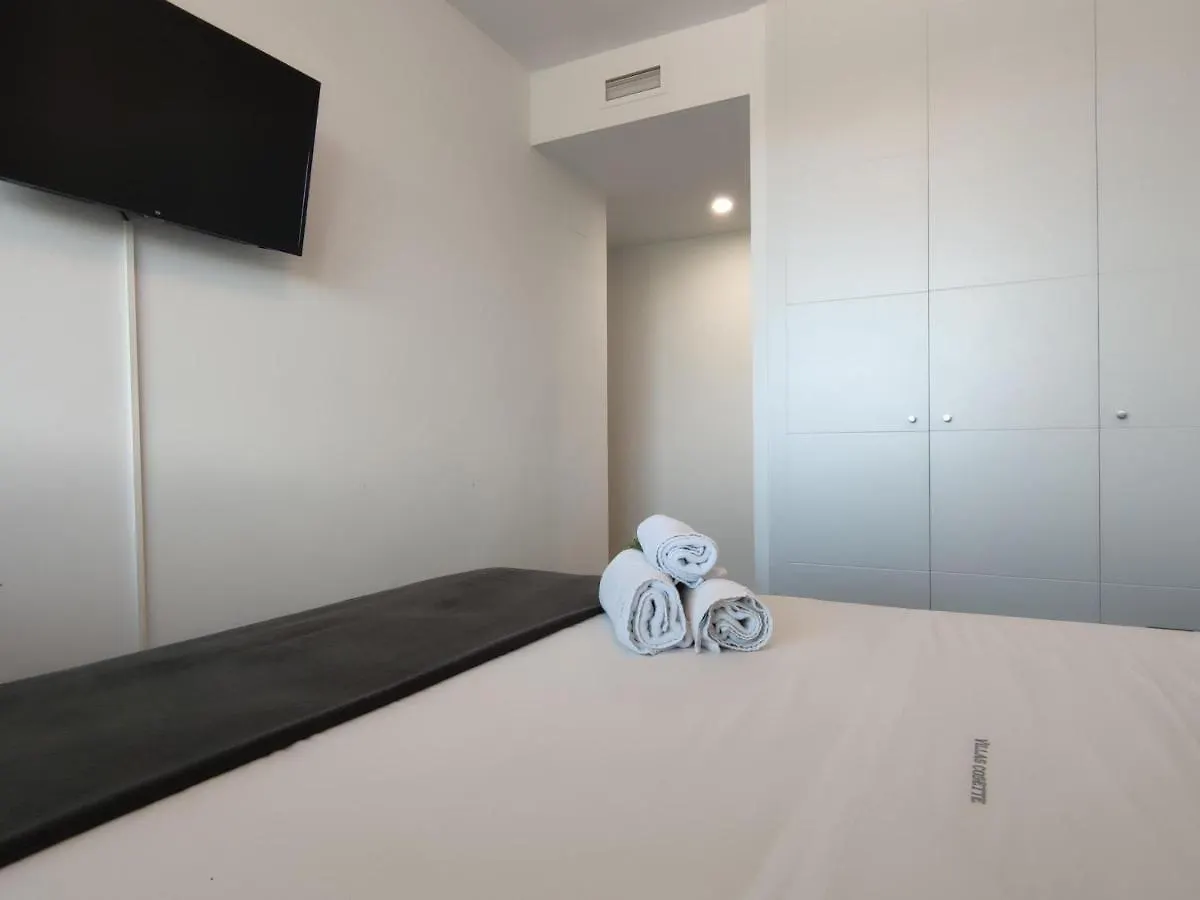 Apartment Apartamento De Lujo En Primera Linea Con Piscina En Platja D'Aro - Es-209-70 Spain