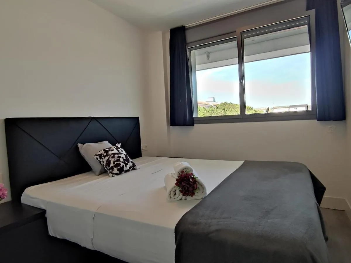 Apartamento De Lujo En Primera Linea Con Piscina En Platja D'Aro - Es-209-70 0*,